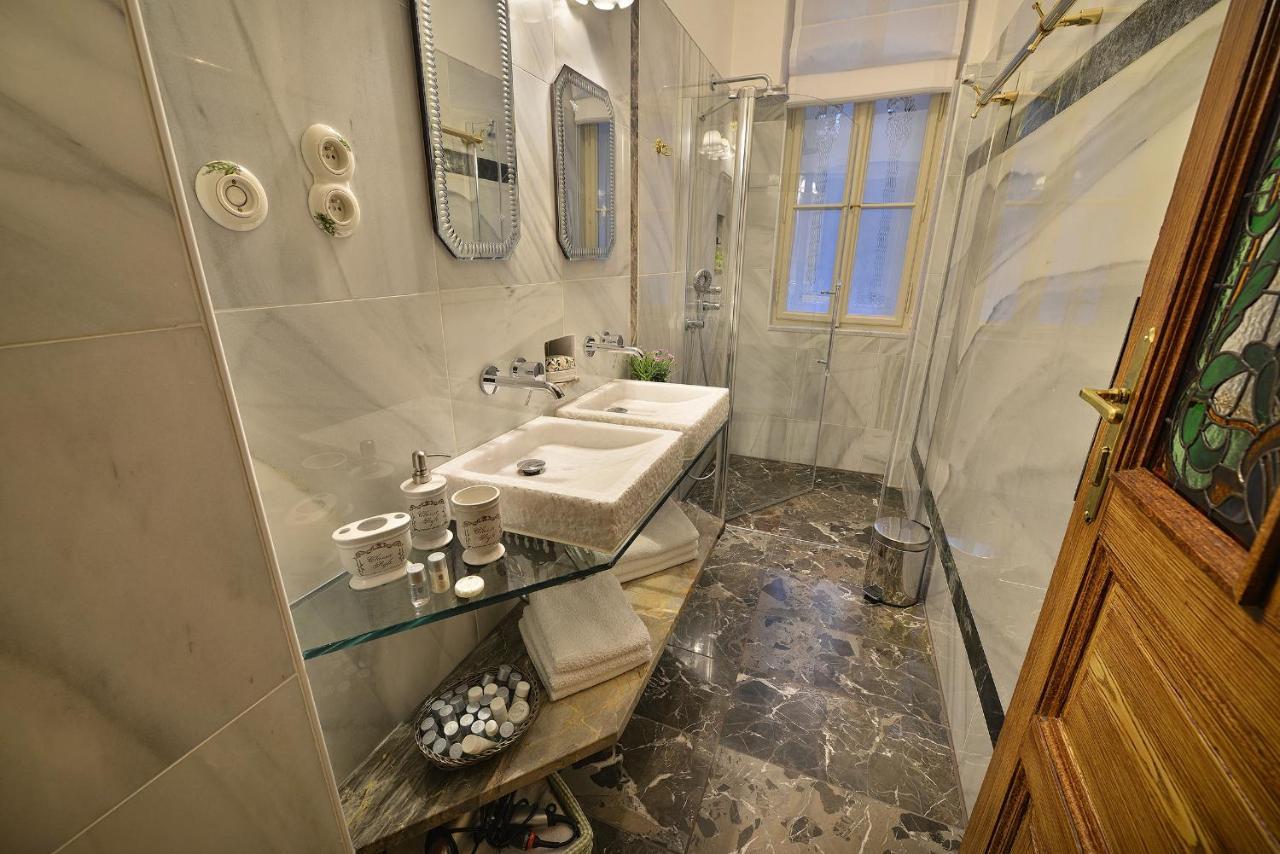 Apartman Dalia Janackovo Nabrezi Prague Exterior photo